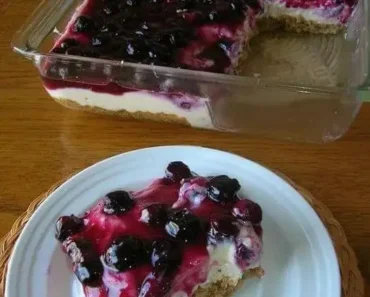 Fresh Blueberry Cheesecake With Homemade Crust