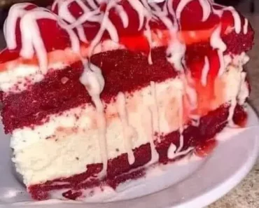 Red velvet cheesecake