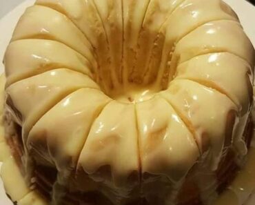 Vanilla buttermilk pound cake with cream cheese glaze