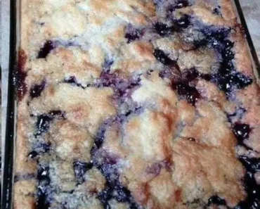 Blackberry cobbler