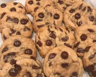 Homemade chocolate chip cookies