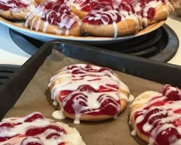 SIMPLY CHERRY DANISH